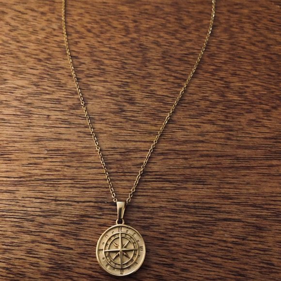 18k Gold Compass North Star Pendant Chain Mens Compass Necklace Gold Anchor GIFT - Picture 5 of 9